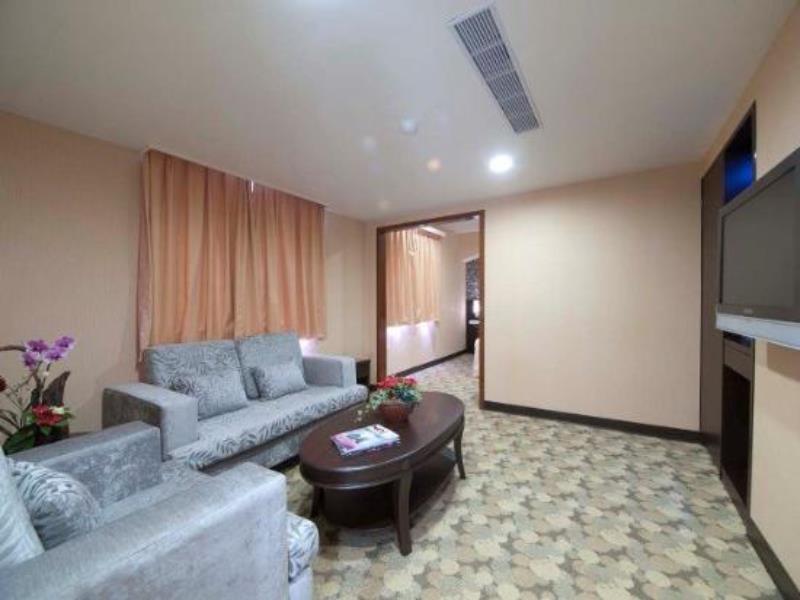 טאויואן Metropolis Hotel מראה חיצוני תמונה